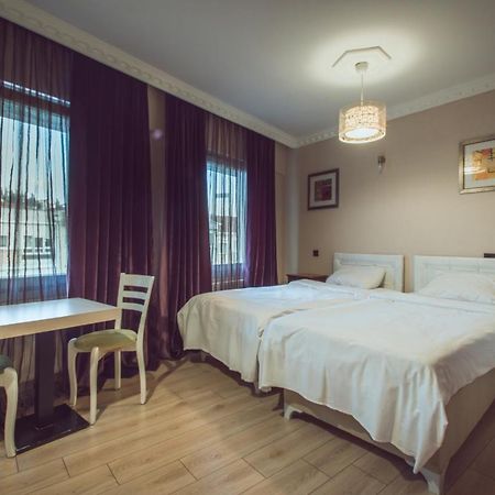 Ixir Hotel Istanboel Buitenkant foto