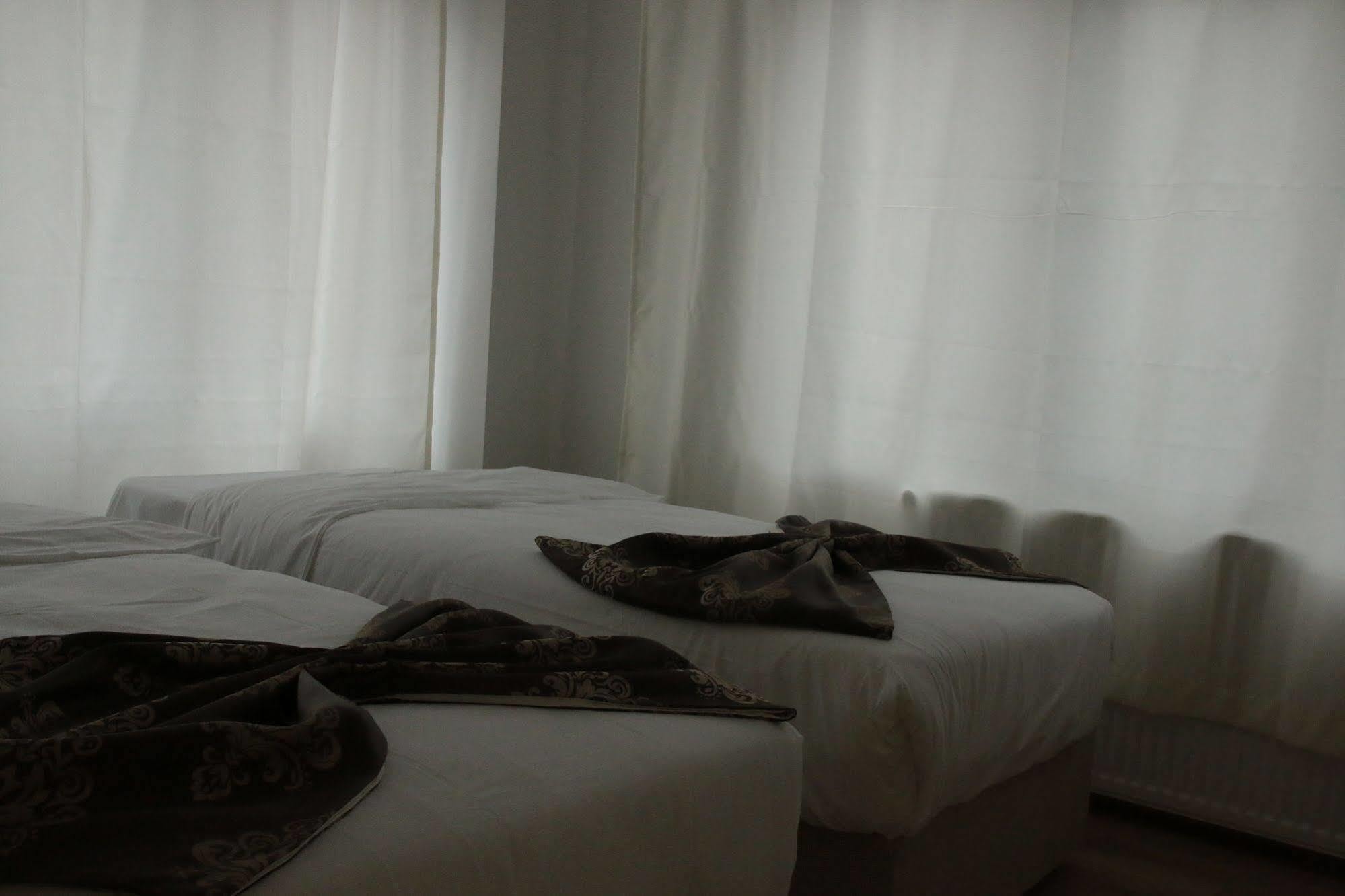 Ixir Hotel Istanboel Buitenkant foto